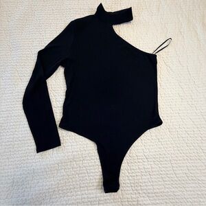 Black One-Shoulder Bodysuit